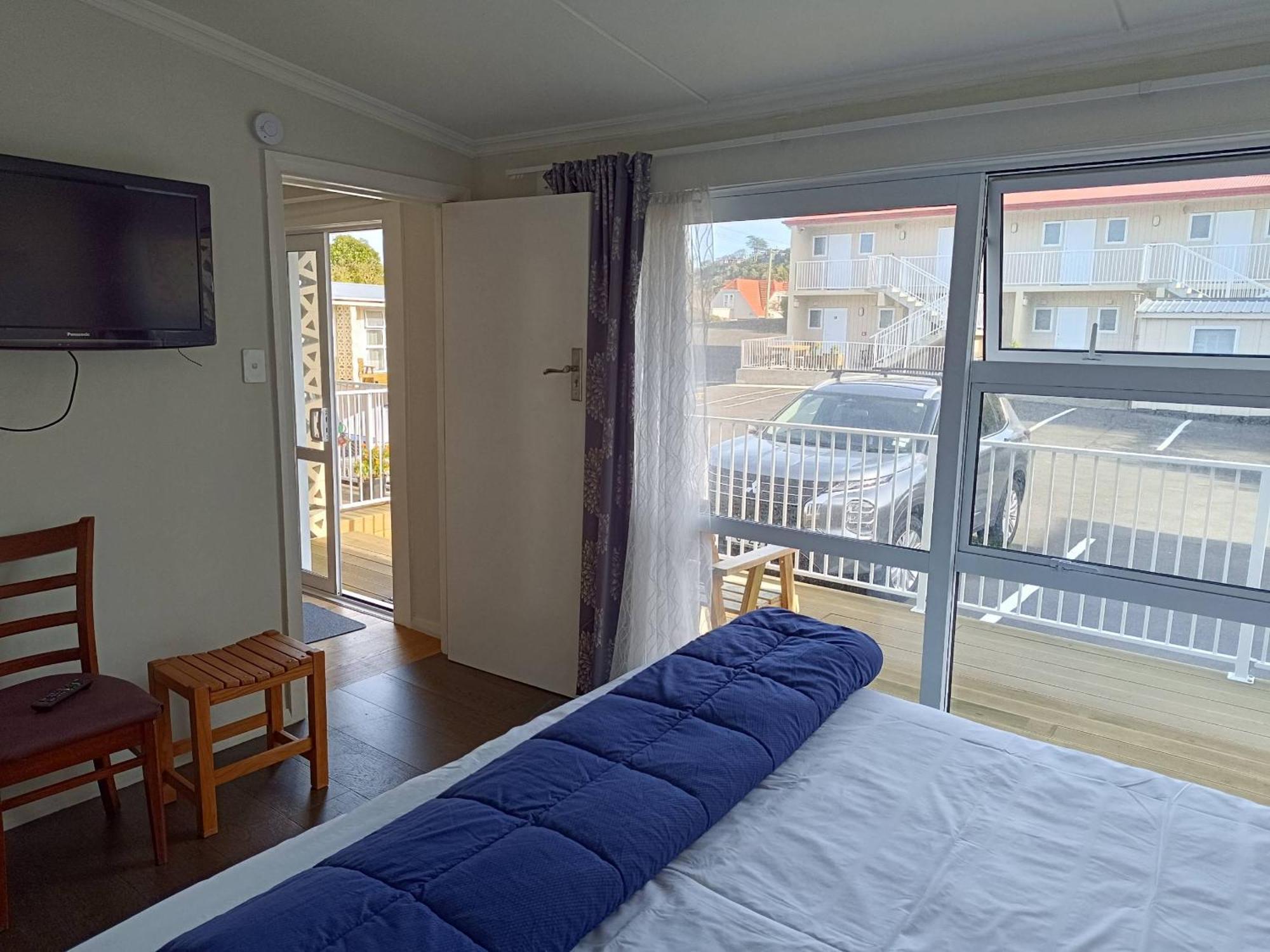 Bayfield Motel And Apartment ดะนีดิน ภายนอก รูปภาพ