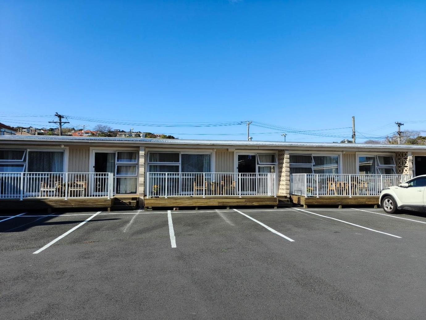 Bayfield Motel And Apartment ดะนีดิน ภายนอก รูปภาพ