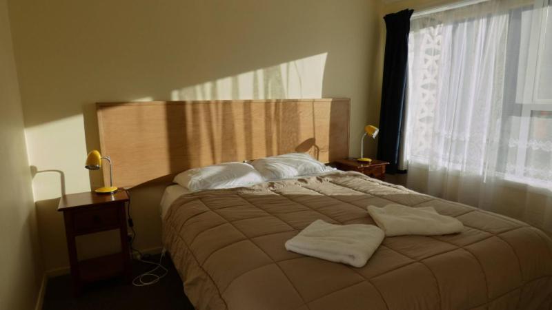 Bayfield Motel And Apartment ดะนีดิน ภายนอก รูปภาพ